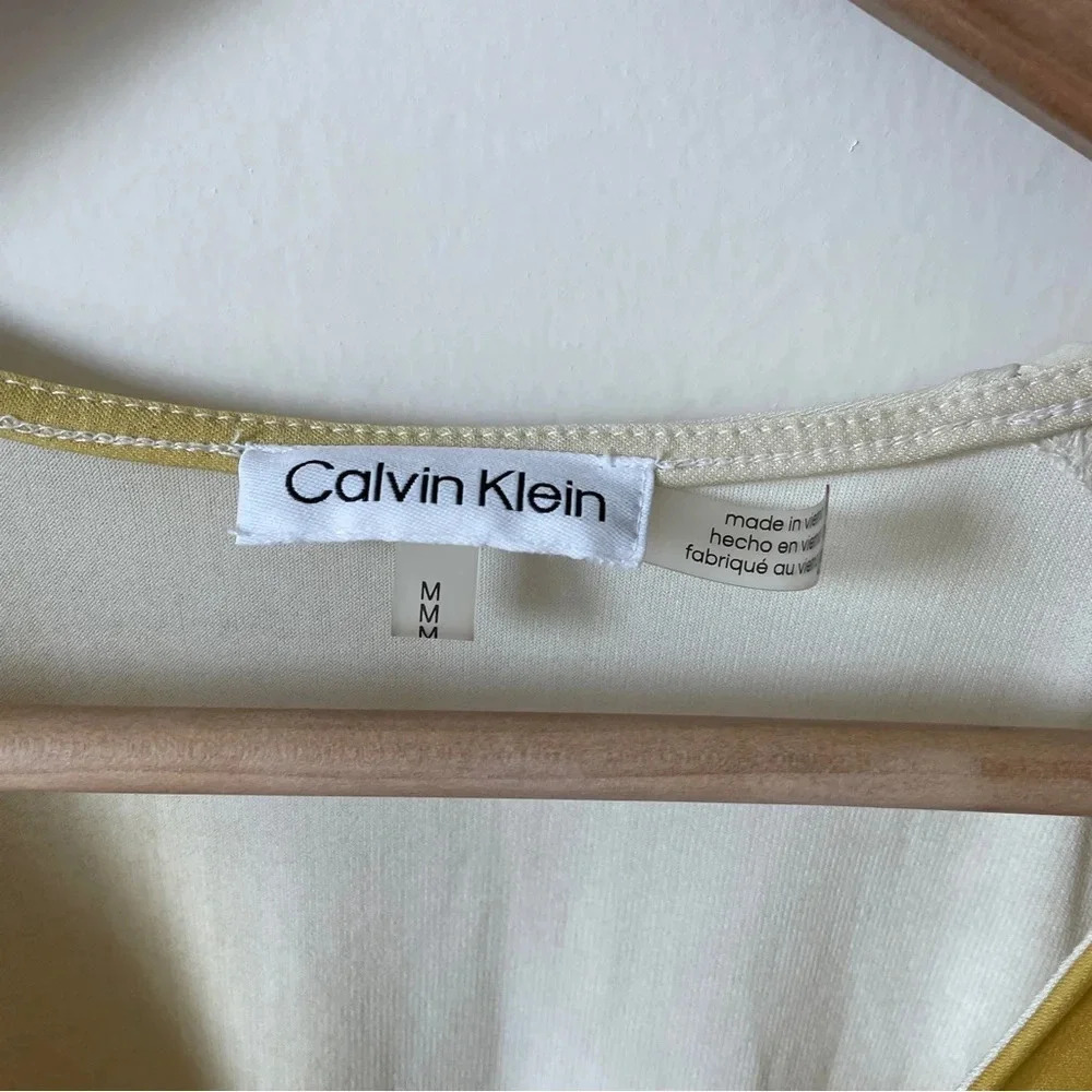 Calvin Klein Colorful Blouse- Size M - Picture 5 of 10